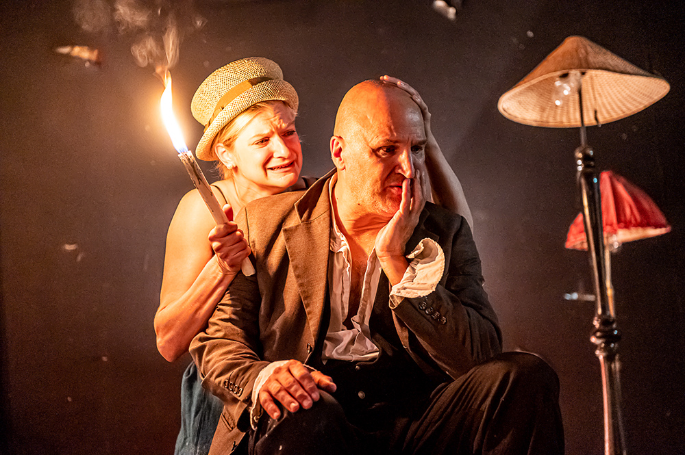 Rebecca Richter als Anna Mahler und Christian Klischat als Franz Werfel