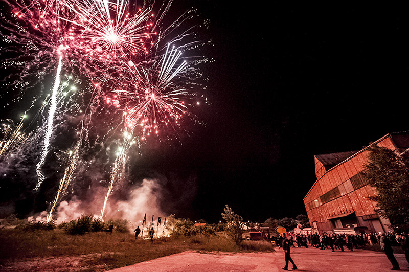 Feuerwerk zur Jubiläumsgala "20 Jahre Alma“ am 29. Mai 2015