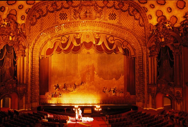 Los Angeles Theatre