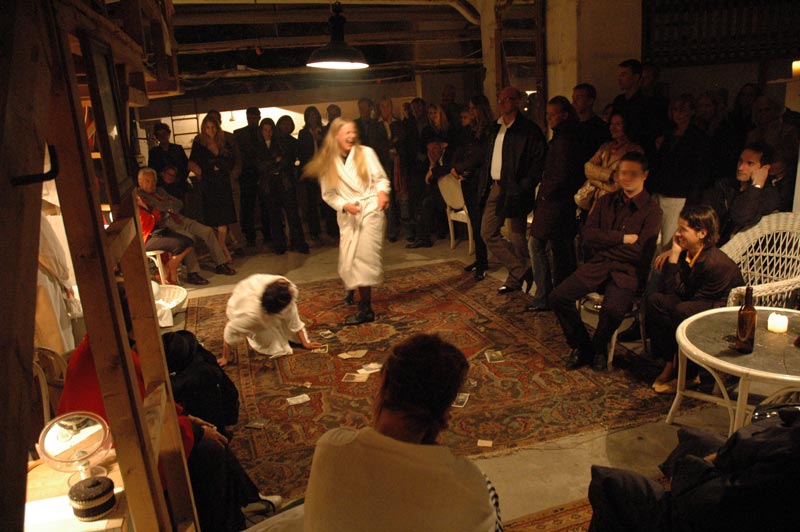 Josefin Platt und Evi Kehrstephan