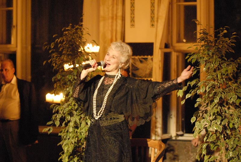 Carola Regnier